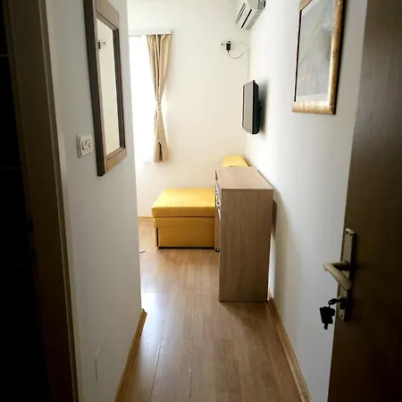 Bed & Breakfast Pansion 3*