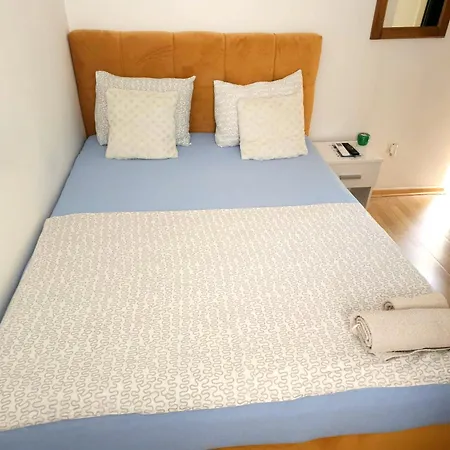 Gostinjska kuća Pansion 3*